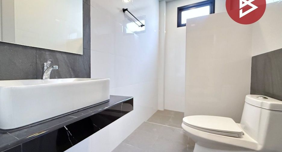 Haus zum Kauf mit 3 Zimmer in Mueang Chon Buri, Chonburi
