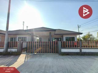 For sale 3 bedrooms house in Mueang Nakhon Ratchasima, Nakhon Ratchasima