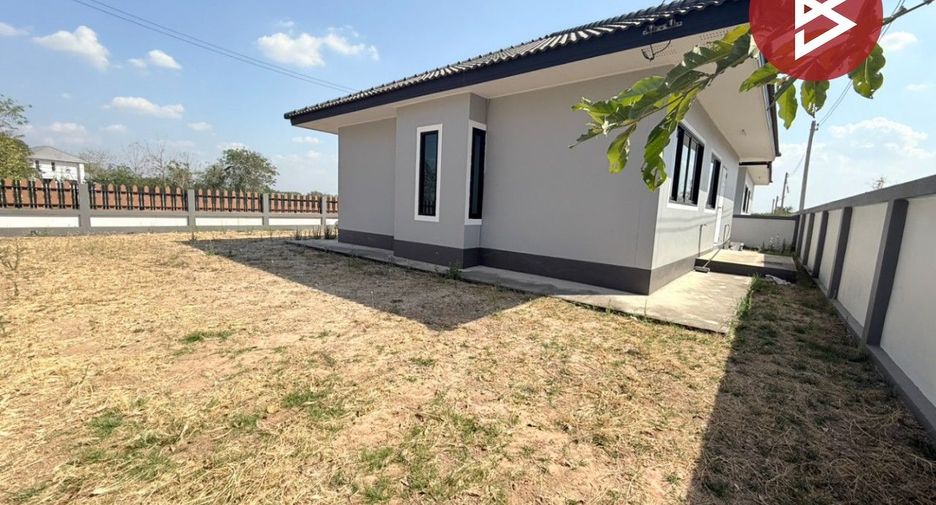 For sale 3 bedrooms house in Mueang Nakhon Ratchasima, Nakhon Ratchasima