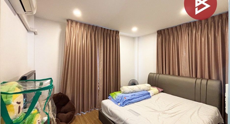 À vendre 4 chambres maison à Bang Khae, Bangkok