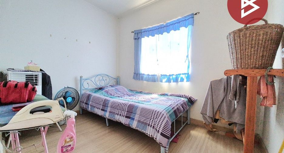 For sale 3 bedrooms townhouse in Mueang Pathum Thani, Pathum Thani