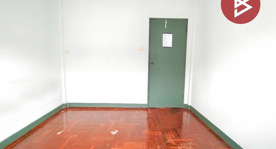 For sale 3 bedrooms townhouse in Khlong Sam Wa, Bangkok