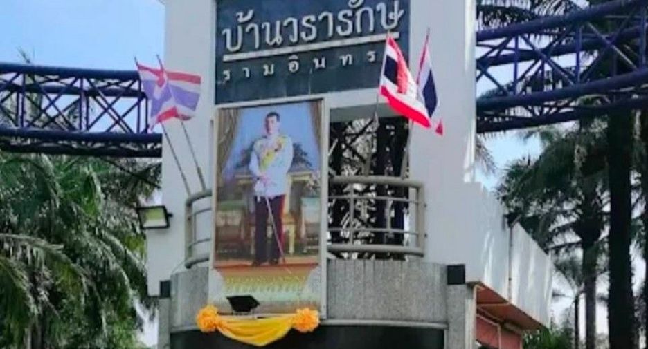 For sale 3 bedrooms townhouse in Khlong Sam Wa, Bangkok