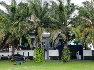 For Rent 4 Bedroom Villa In Bang Lamung, Chonburi