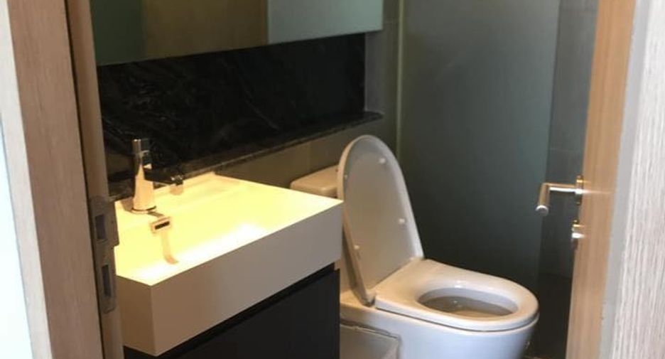 For rent and for sale 1 bed condo in Khlong Toei, Bangkok