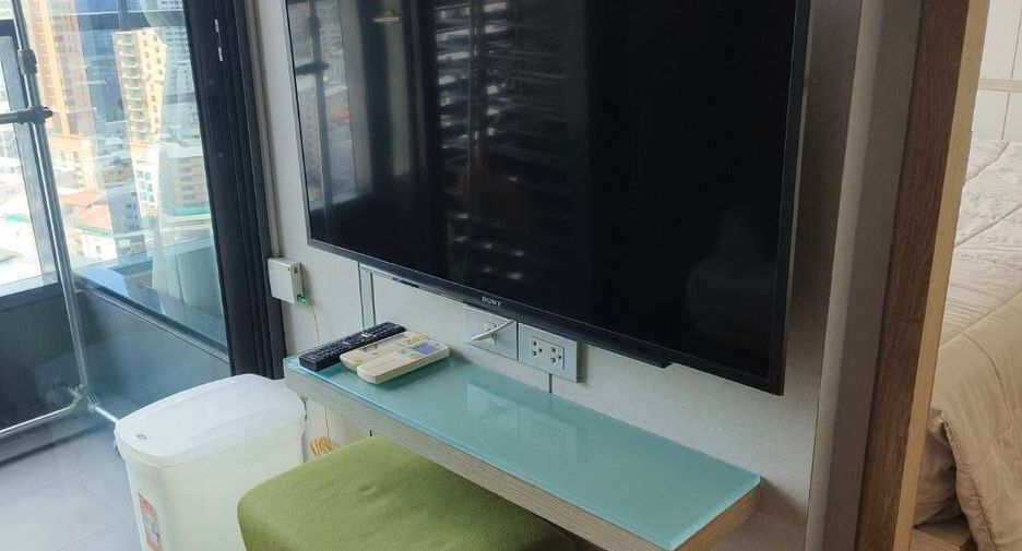 For rent and for sale 1 bed condo in Khlong Toei, Bangkok