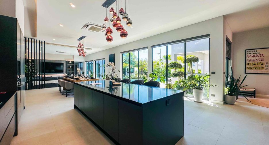 For sale 5 ベッドルーム house in East Pattaya, Pattaya