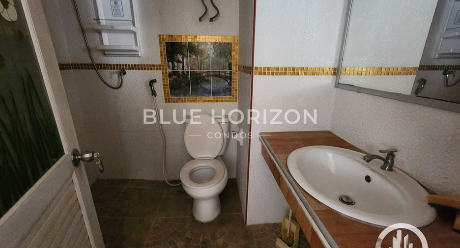 For sale studio condo in Bang Lamung, Chonburi