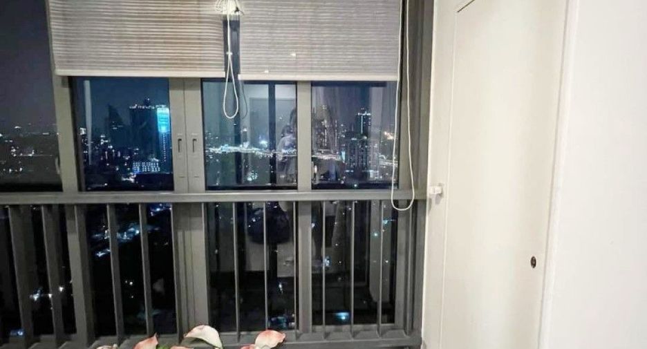 For sale 1 bed condo in Thon Buri, Bangkok
