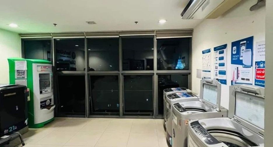For sale 1 bed condo in Thon Buri, Bangkok