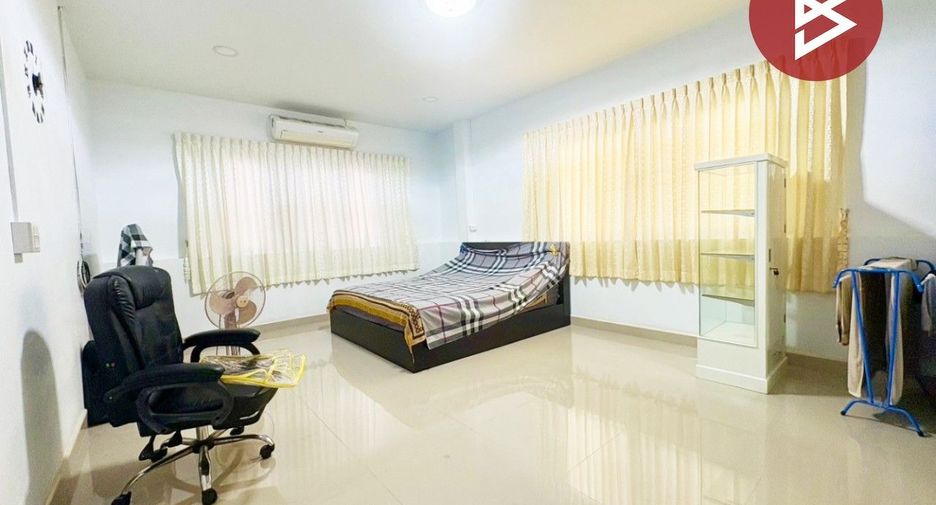 À vendre 3 chambres maison à Mueang Nakhon Sawan, Nakhon Sawan