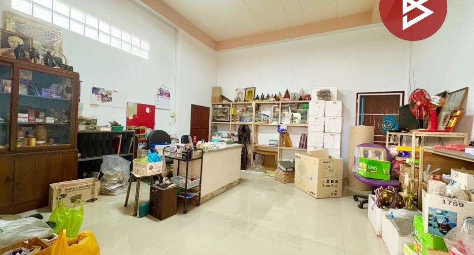 À vendre 3 chambres maison à Mueang Nakhon Sawan, Nakhon Sawan
