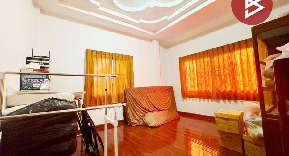 À vendre 3 chambres maison à Mueang Nakhon Sawan, Nakhon Sawan