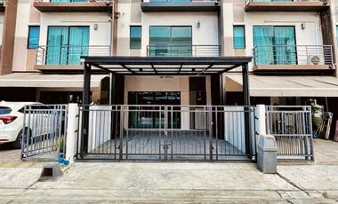 Reihenhaus zum Kauf mit 3 Zimmer in Sai Mai, Bangkok