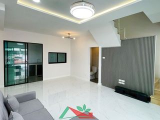 For sale 3 bedrooms townhouse in Sai Mai, Bangkok