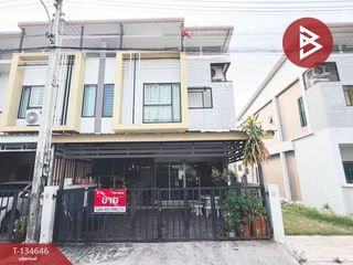 Продажа 3 спальни таунхаус в Mueang Chon Buri, Чонбури