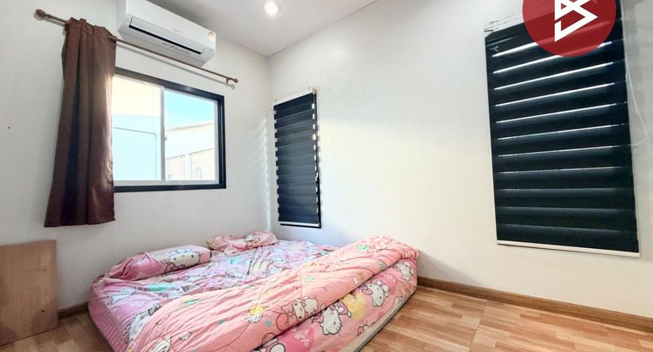 Casa adosada en venta de 3 habitaciones en Mueang Chon Buri, Chonburi