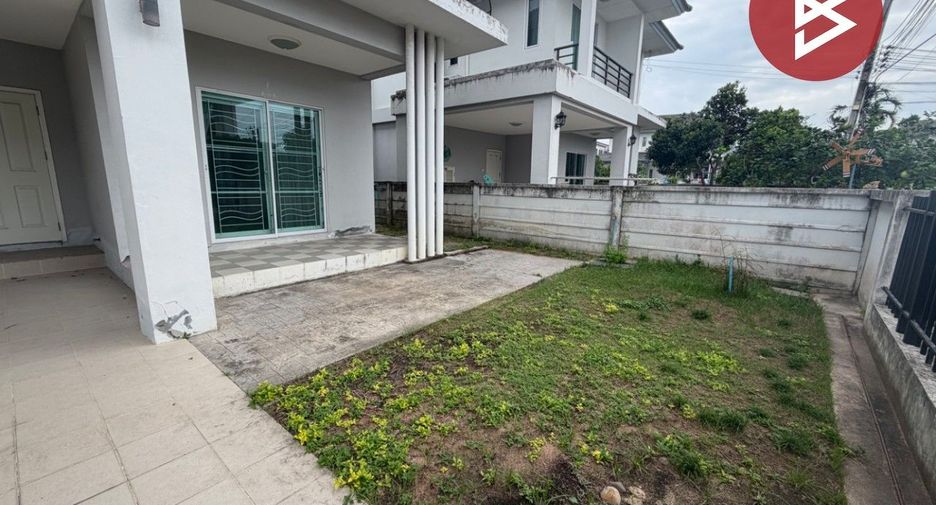 For sale 3 bedrooms house in Si Racha, Chonburi