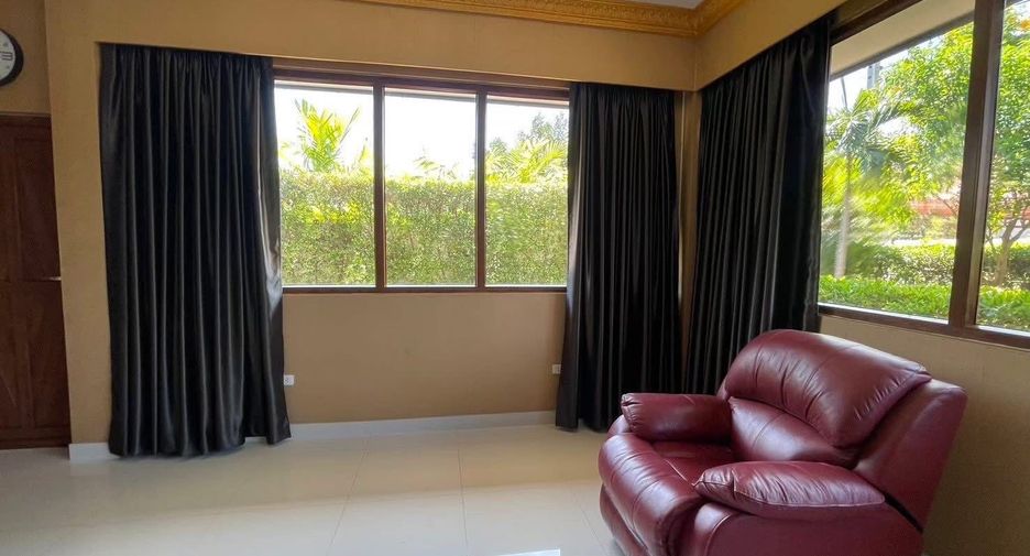 À louer 3 chambres villa à Mueang Samut Sakhon, Samut Sakhon