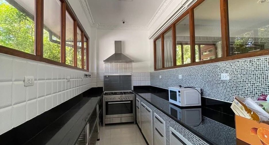 À louer 3 chambres villa à Mueang Samut Sakhon, Samut Sakhon