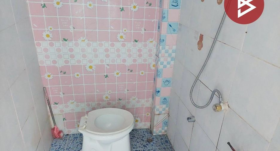 Reihenhaus zum Kauf mit 1 Zimmer in Nong Chok, Bangkok