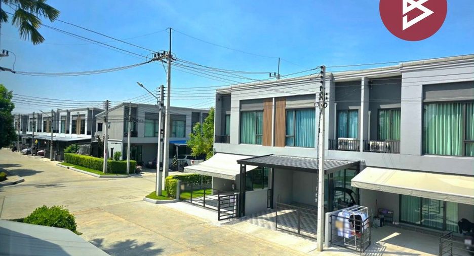 Reihenhaus zum Kauf mit 3 Zimmer in Krathum Baen, Samut Sakhon