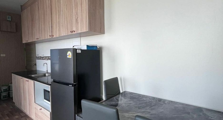 For rent 4 bedrooms condo in Bang Lamung, Chonburi