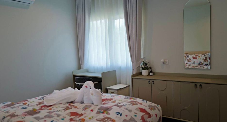 For rent 4 bedrooms house in Mueang Phuket, Phuket