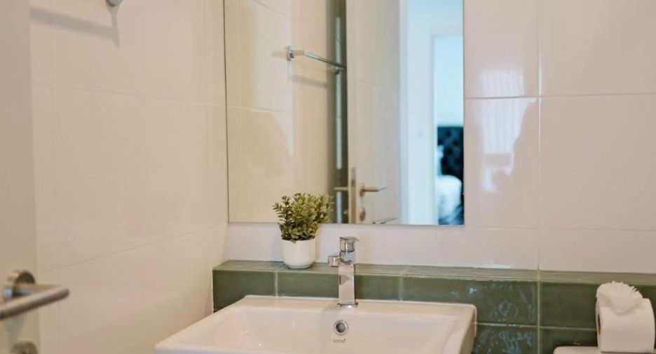 For rent 4 bedrooms house in Mueang Phuket, Phuket