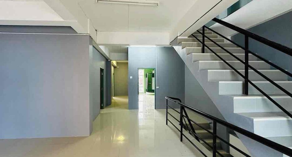 For sale 6 bedrooms retail Space in Sattahip, Pattaya