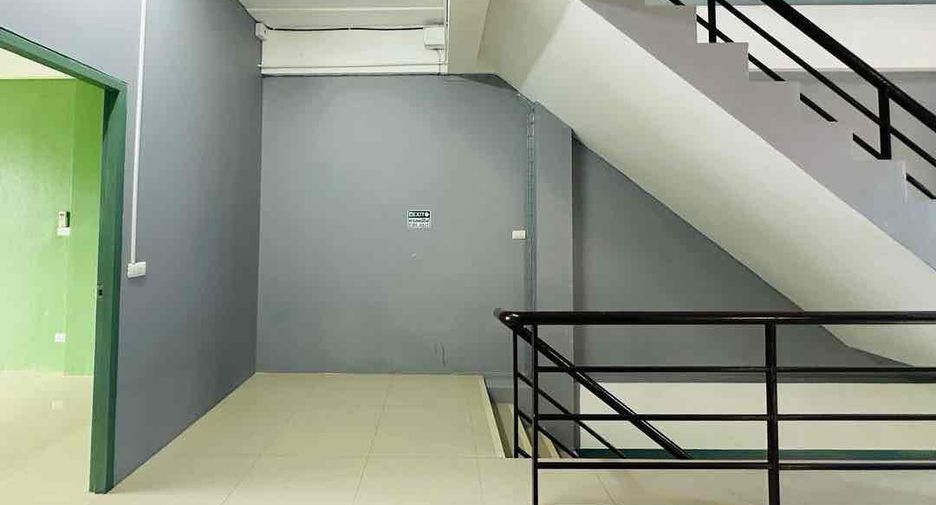 For sale 6 bedrooms retail Space in Sattahip, Pattaya