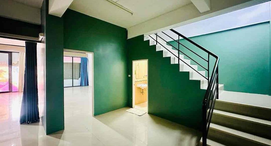 For sale 6 bedrooms retail Space in Sattahip, Pattaya
