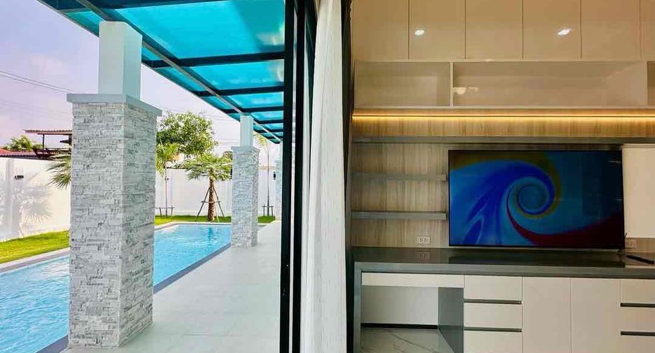 For sale 3 bedrooms house in Huay Yai, Pattaya