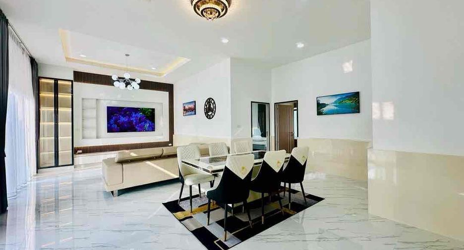 For sale 3 bedrooms house in Huay Yai, Pattaya