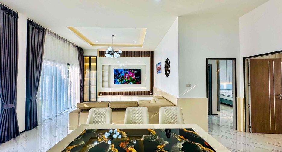 For sale 3 bedrooms house in Huay Yai, Pattaya