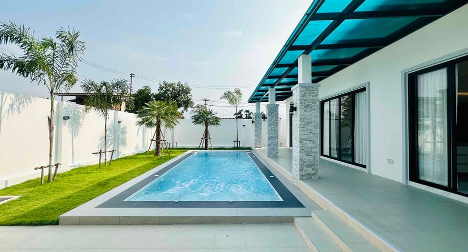 For sale 3 bedrooms house in Huay Yai, Pattaya