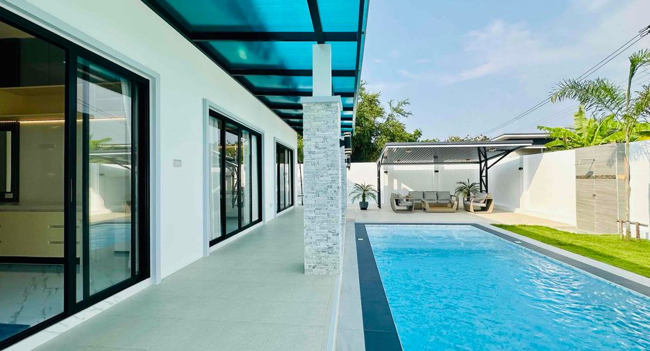 For sale 3 bedrooms house in Huay Yai, Pattaya