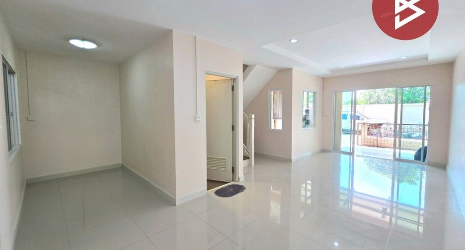For sale 3 bedrooms townhouse in Bang Khun Thian, Bangkok