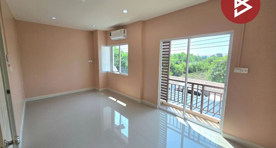 For sale 3 bedrooms townhouse in Bang Khun Thian, Bangkok