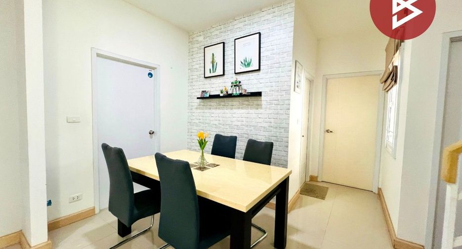 Casa en venta de 4 habitaciones en Phra Pradaeng, Samut Prakan