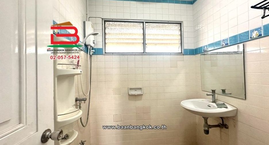 Casa en venta de 3 habitaciones en Pak Kret, Nonthaburi