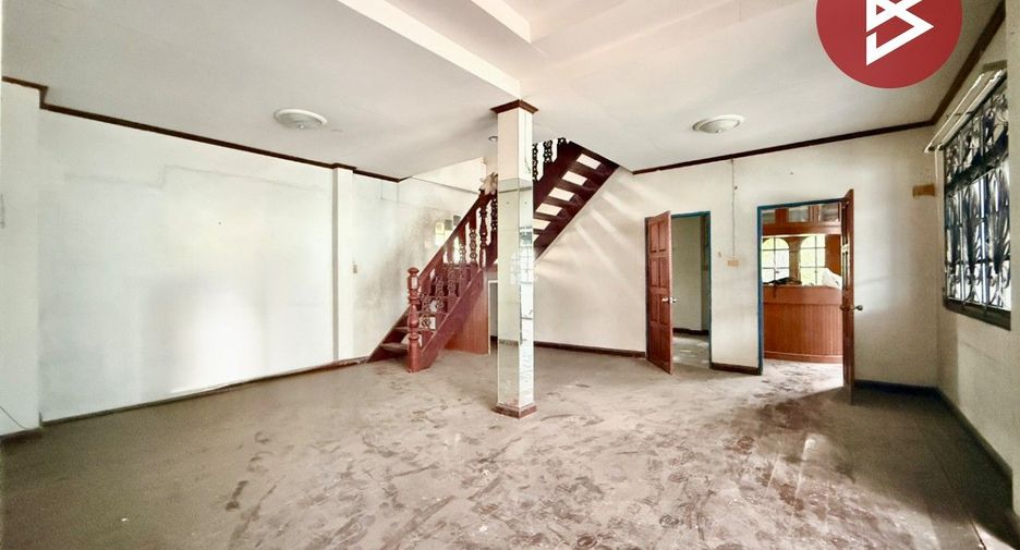 Casa en venta de 4 habitaciones en Mueang Samut Sakhon, Samut Sakhon