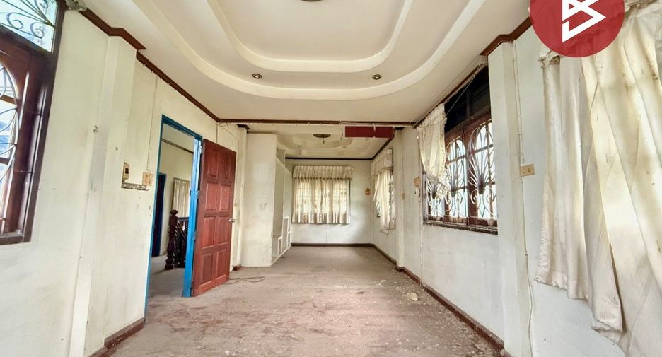 Casa en venta de 4 habitaciones en Mueang Samut Sakhon, Samut Sakhon