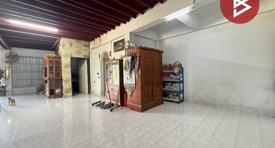 Продажа 4 спальни дом в Ban Phaeo, Самутсакхон