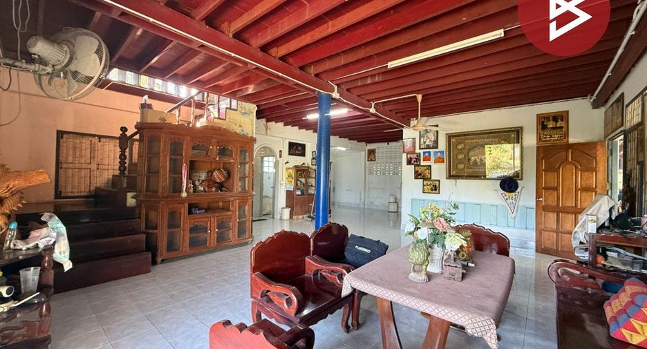 Продажа 4 спальни дом в Ban Phaeo, Самутсакхон