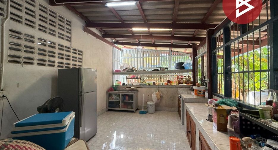 Продажа 4 спальни дом в Ban Phaeo, Самутсакхон