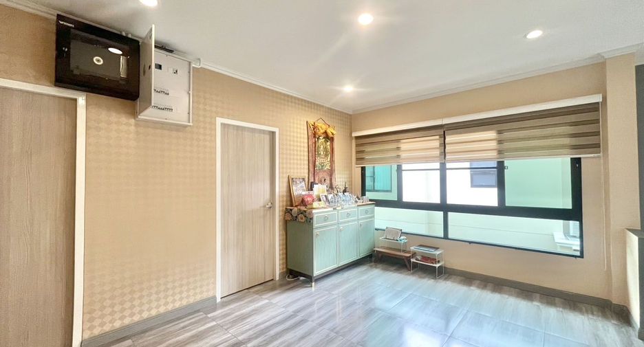 For rent 4 bedrooms house in Mae Rim, Chiang Mai