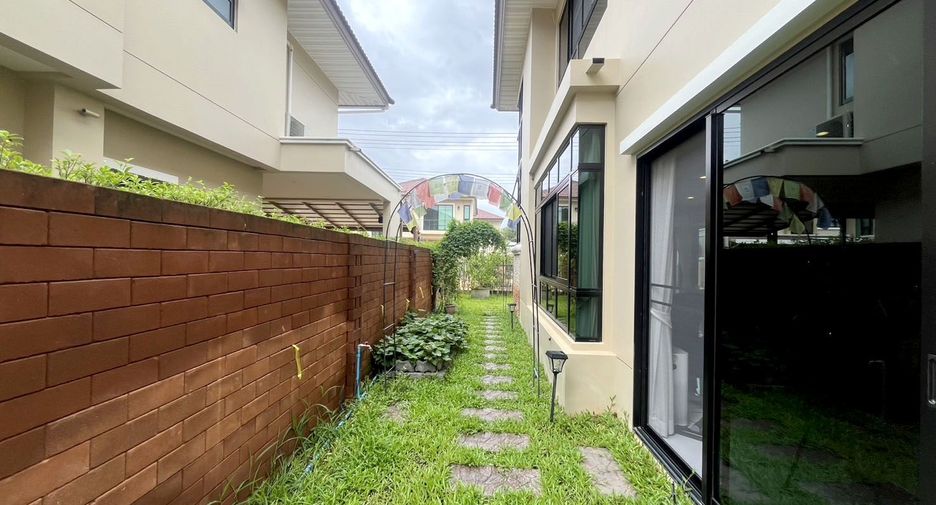 For rent 4 bedrooms house in Mae Rim, Chiang Mai