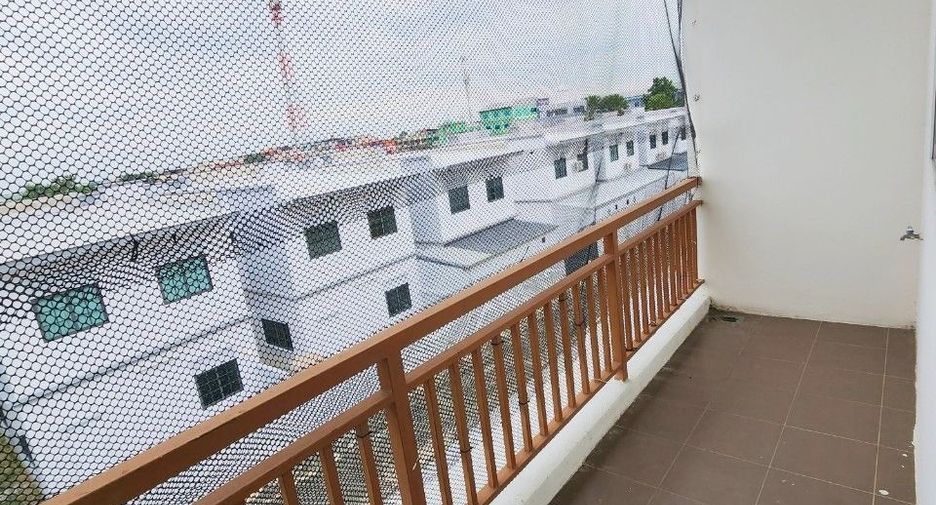 Продажа 4 спальни торговое помещение в Ban Bueng, Чонбури