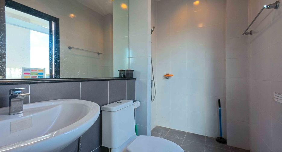 Büro zum Kauf mit 3 Zimmer in Din Daeng, Bangkok